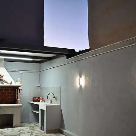 Dido's House * 沃洛斯