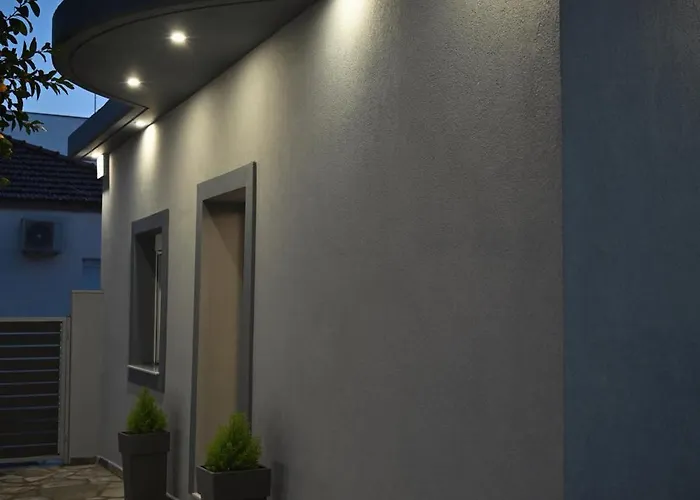 Dido's House Apartment *