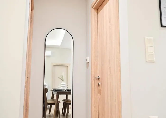 Dido's House Apartment