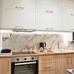 Dido's House Apartment