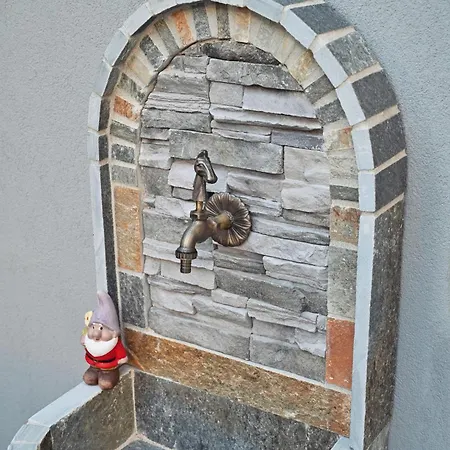 Dido's House * וולוס